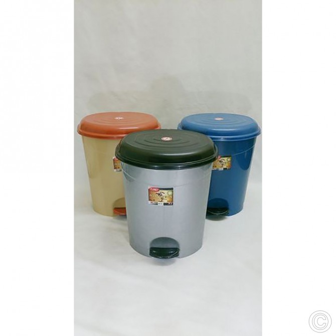 Plastic Pedal Bin 22L No 4 image